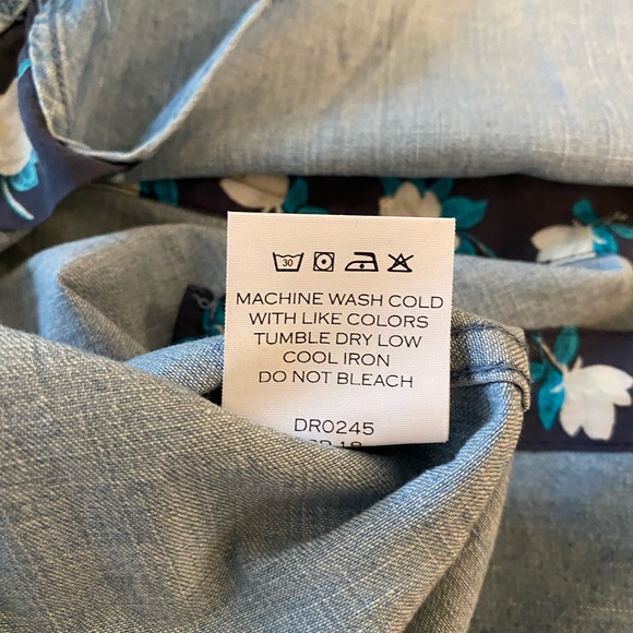 Draper James Chambray Denim Shirt Dress Sz 4 - Picture 14 of 16